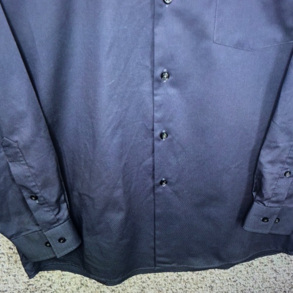 Tommy Hilfiger Men's Dark Blue Dress Shirt - Picture 5 of 7